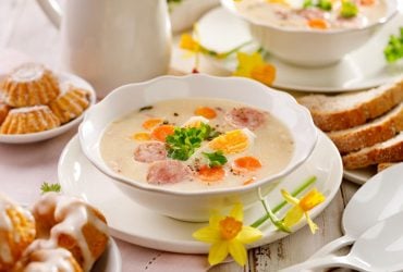 Класичний білий борщ: два рецепти прямо з Польщі