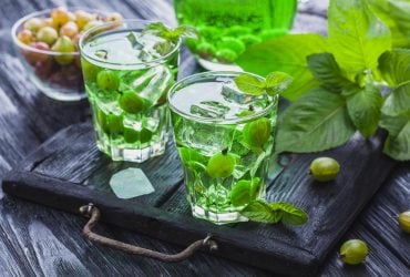 Як приготувати компот з агрусу влітку: 4 простих рецепта
