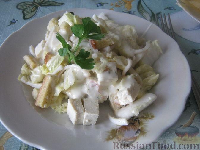 Салат з кальмарів / фото: russianfood.com